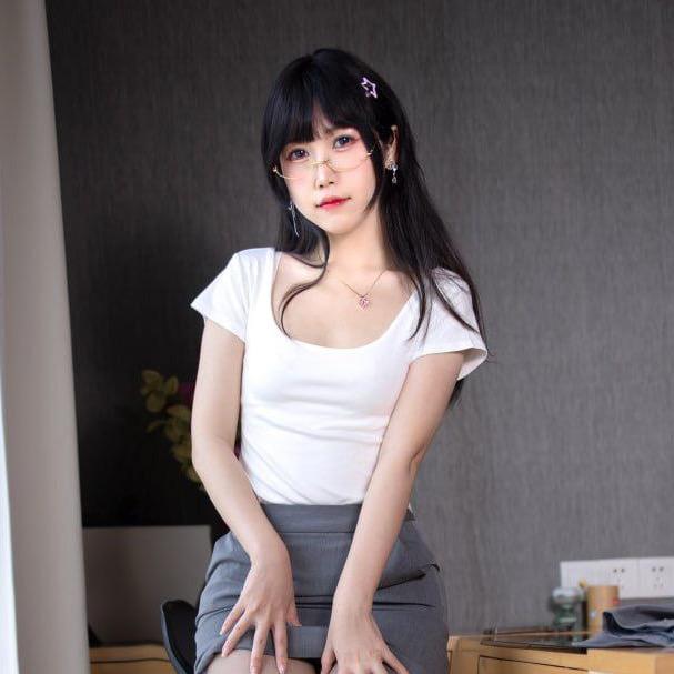 伯牙大美女