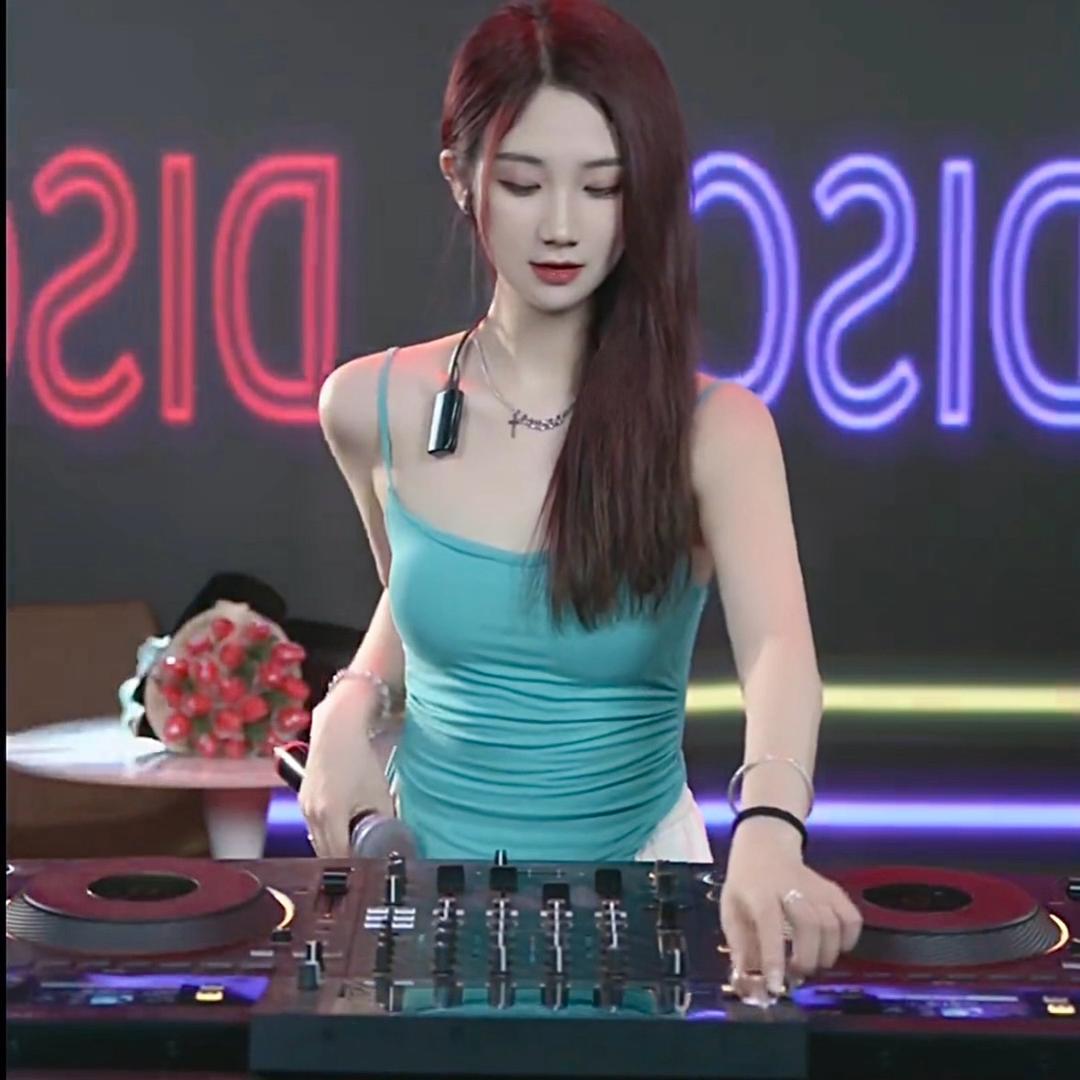 DJ moon月