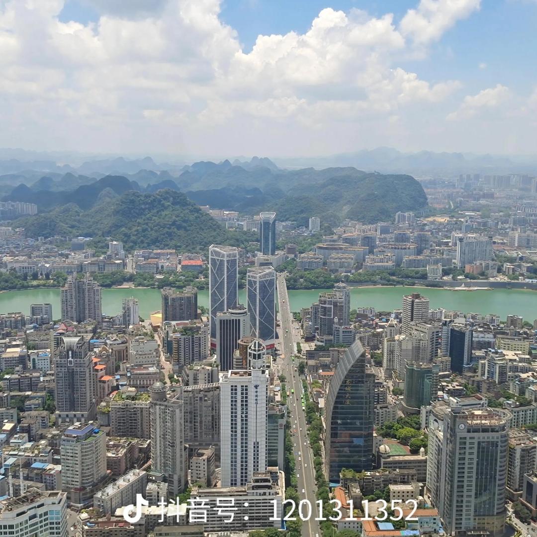 阿伟<承蒙厚爱>