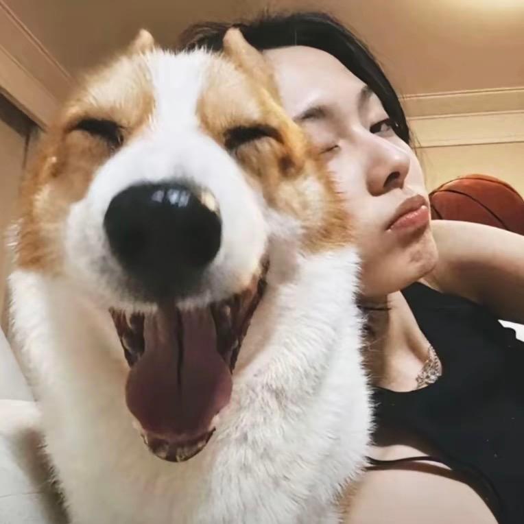 玉.