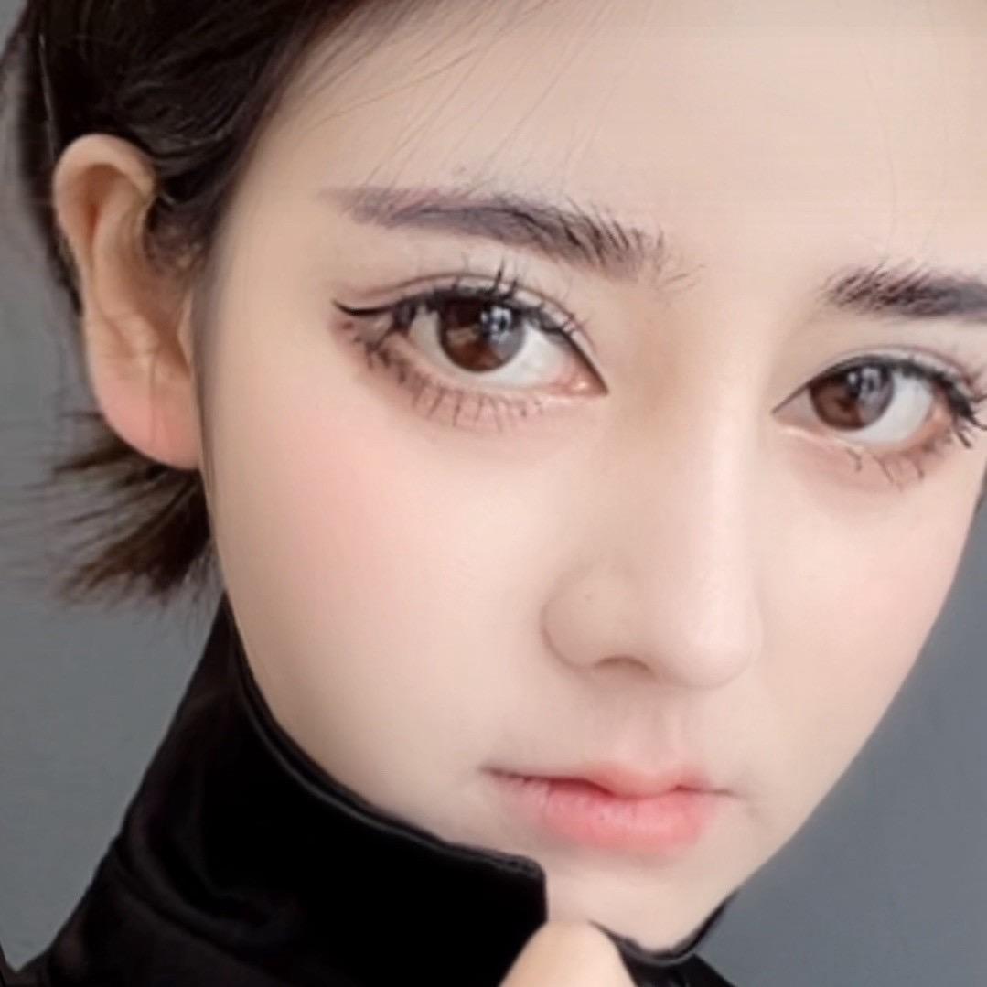 是Mina