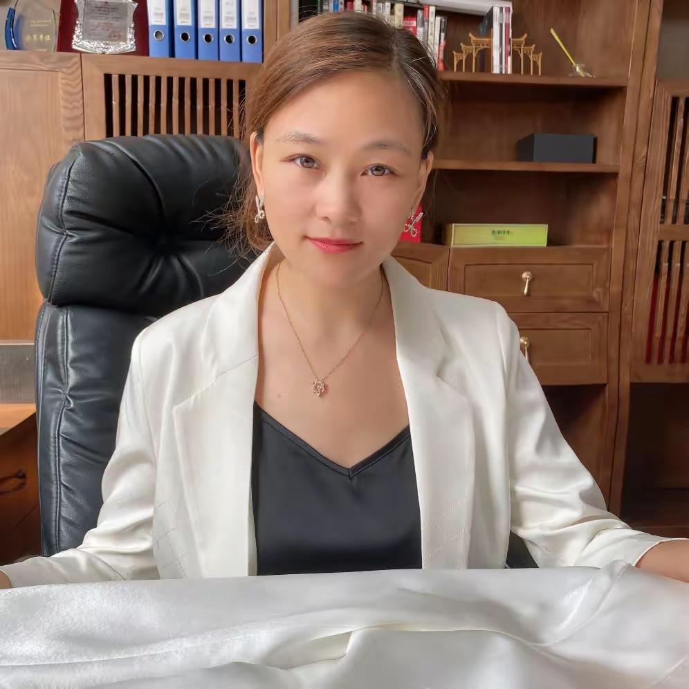 用户着西羽绒服二店