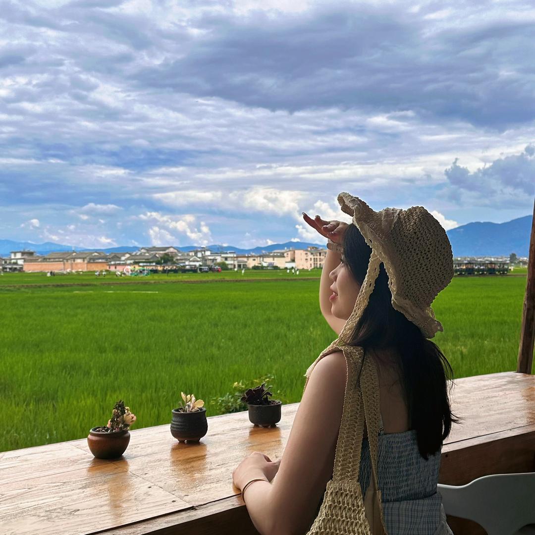 ≮凤酱酱♀