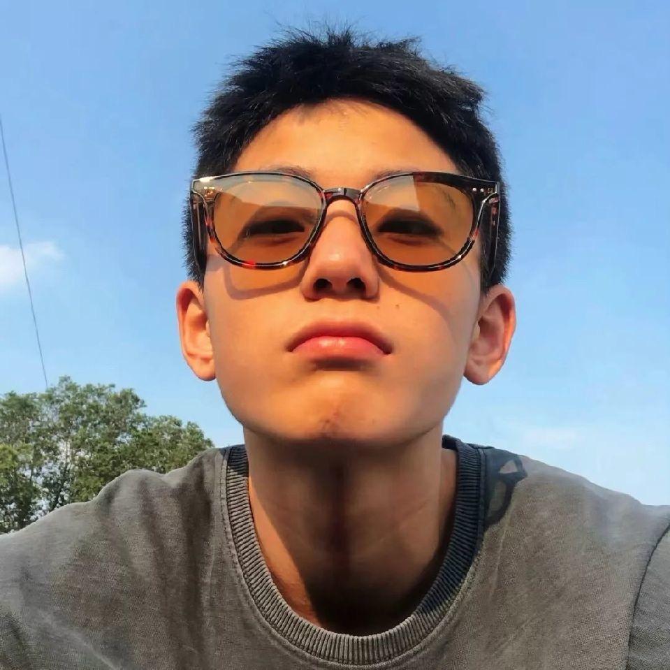 穿秋裤的鱼