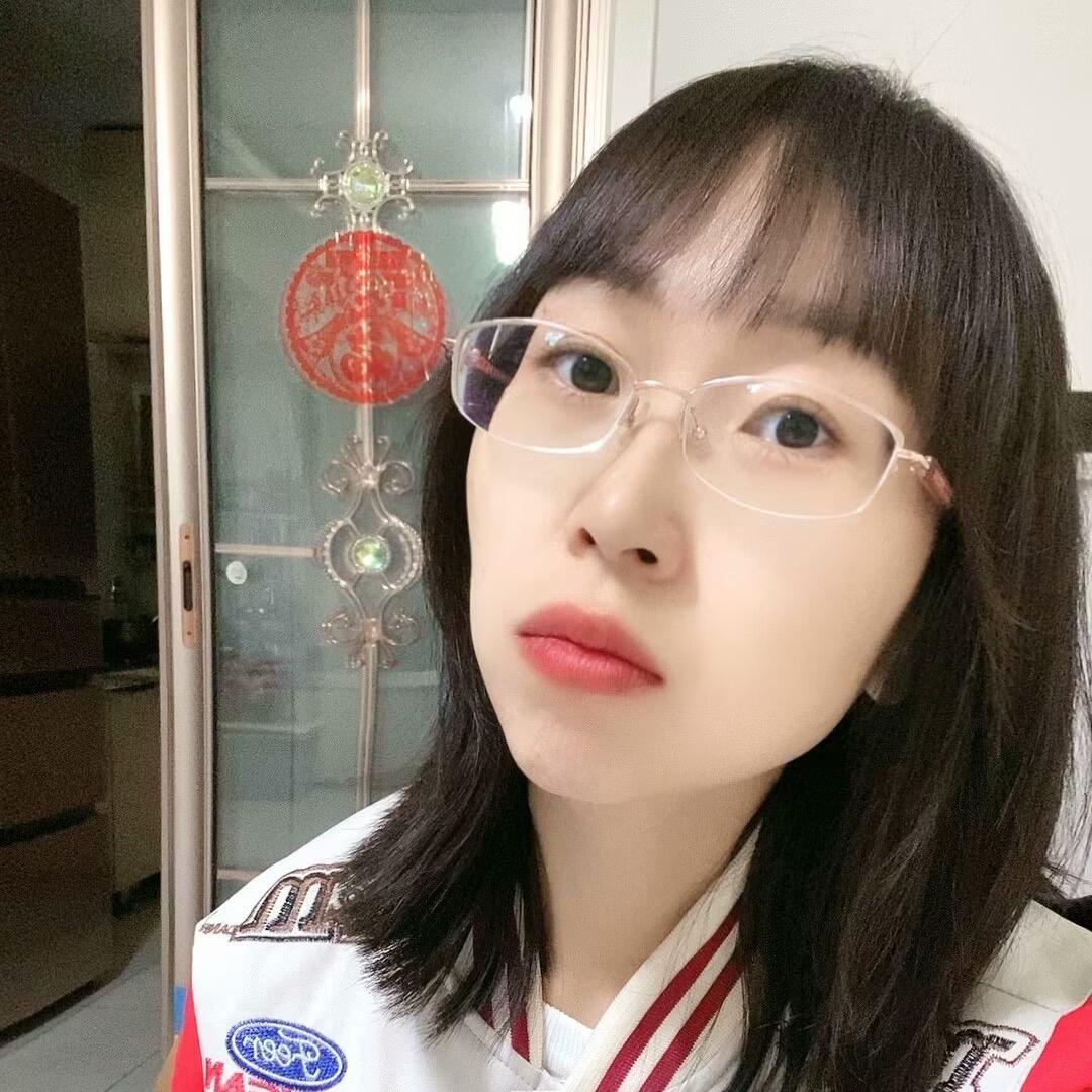 @༄红 ࿐敏🍊ꪋꪆ꪿