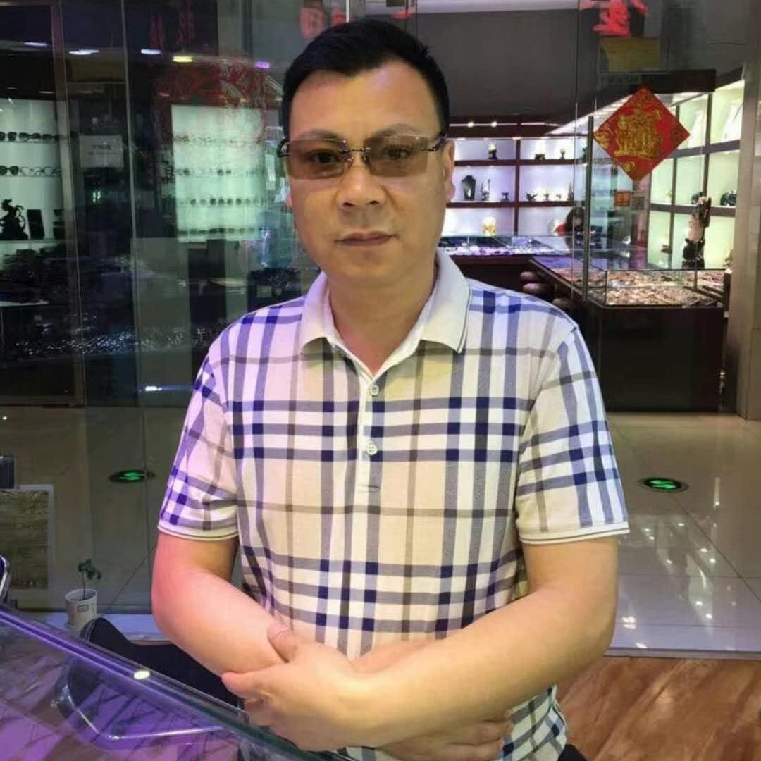 东海县牛山镇梓桐水晶眼镜厂