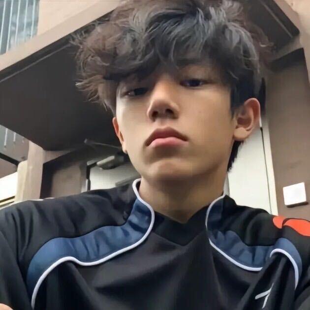 一杯冰美式