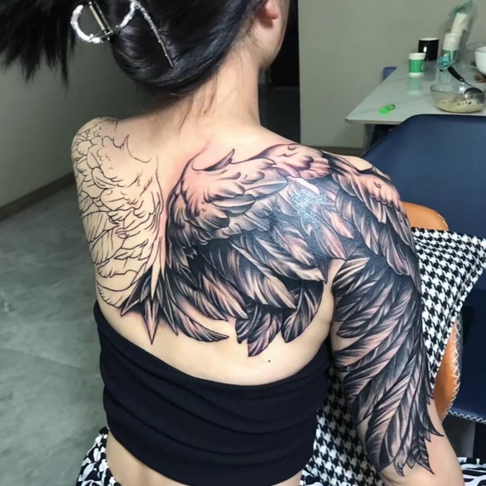 纹雾丧志《高质量纹身》