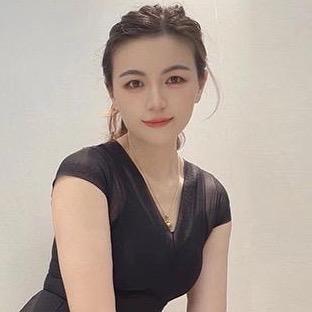 老板娘金彩丽针织塑身内衣工厂店