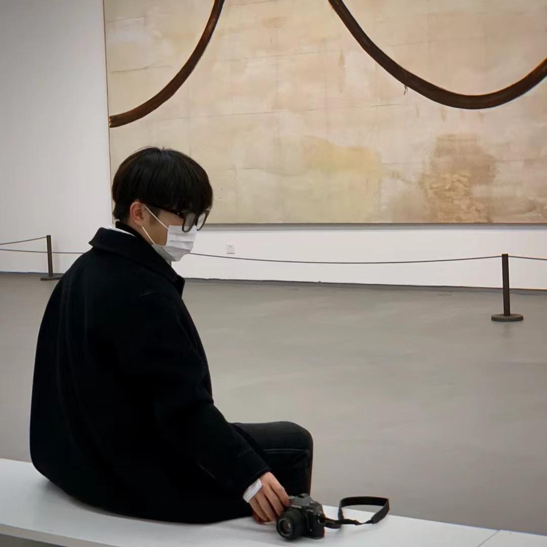 镜头盖掉了