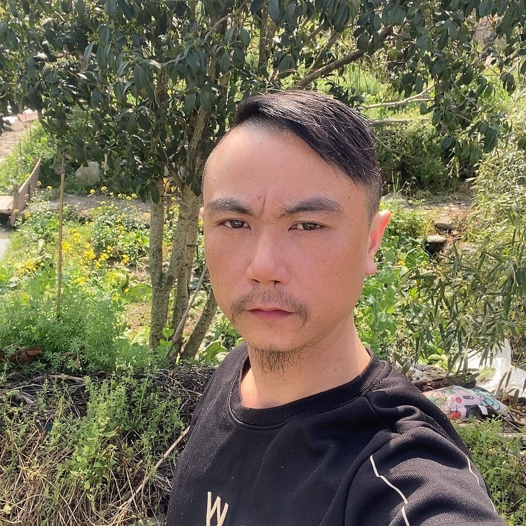 @广西常威（飞天大蛙）