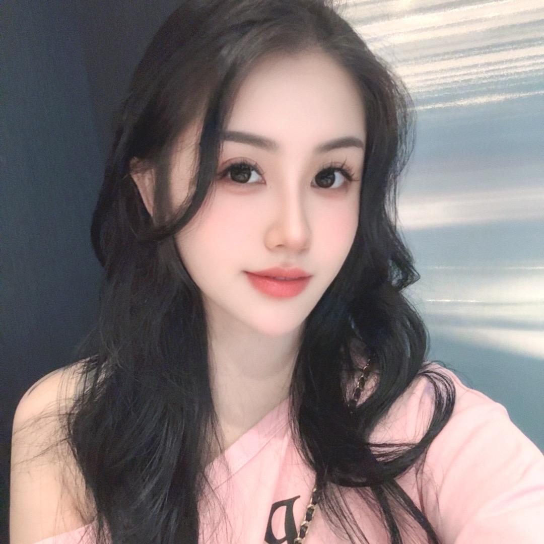 小迷妹。
