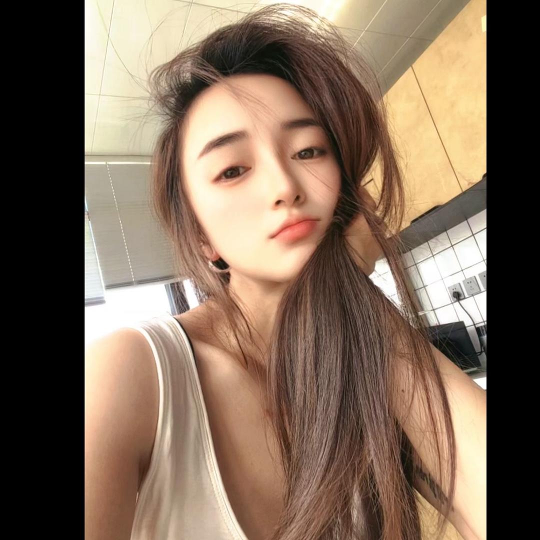 左小^钰