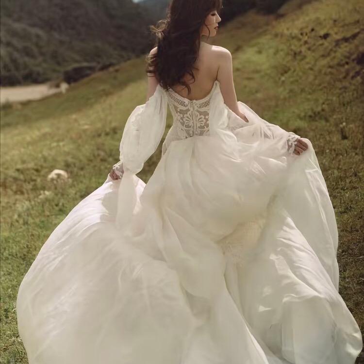 I.D.O.SWEET婚纱礼服馆-安欣