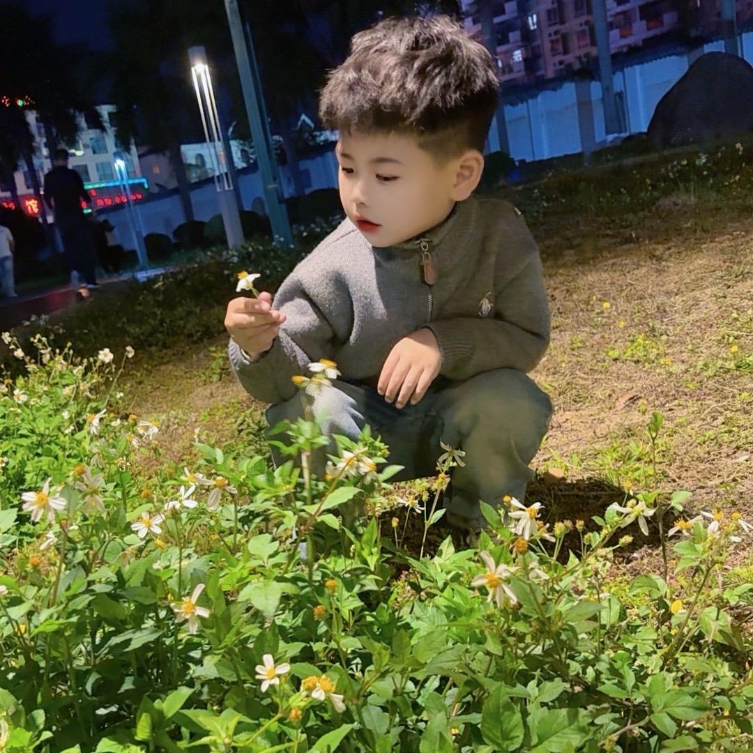 在平和开淮南牛肉汤小姐姐👧