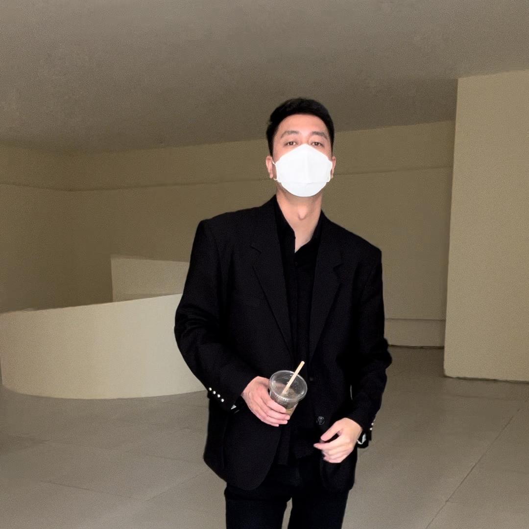 懒人发型（万峯荟店）