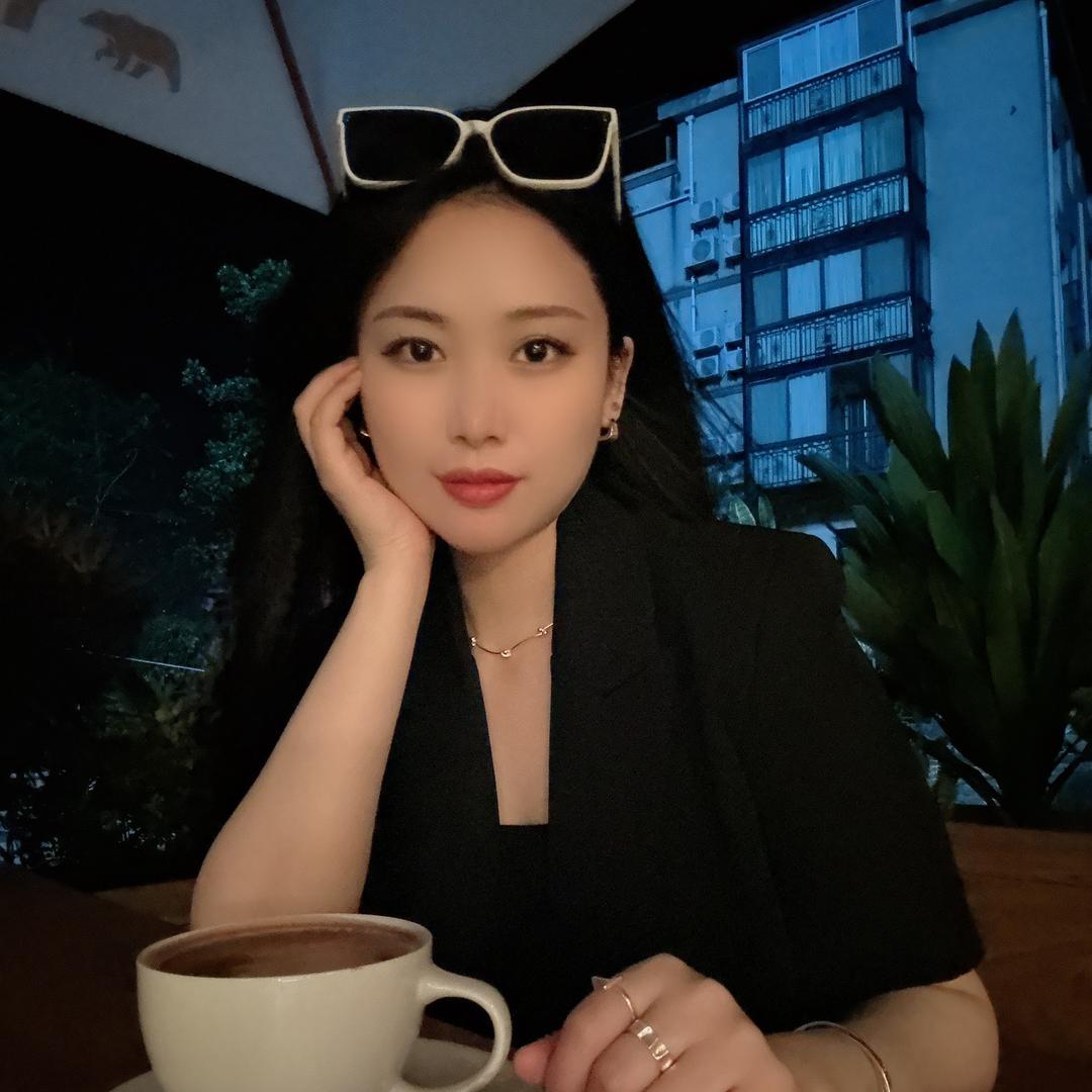 @娅娅