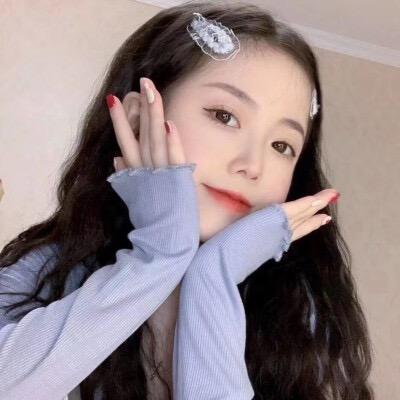 夏琳Alene（爱穿搭）