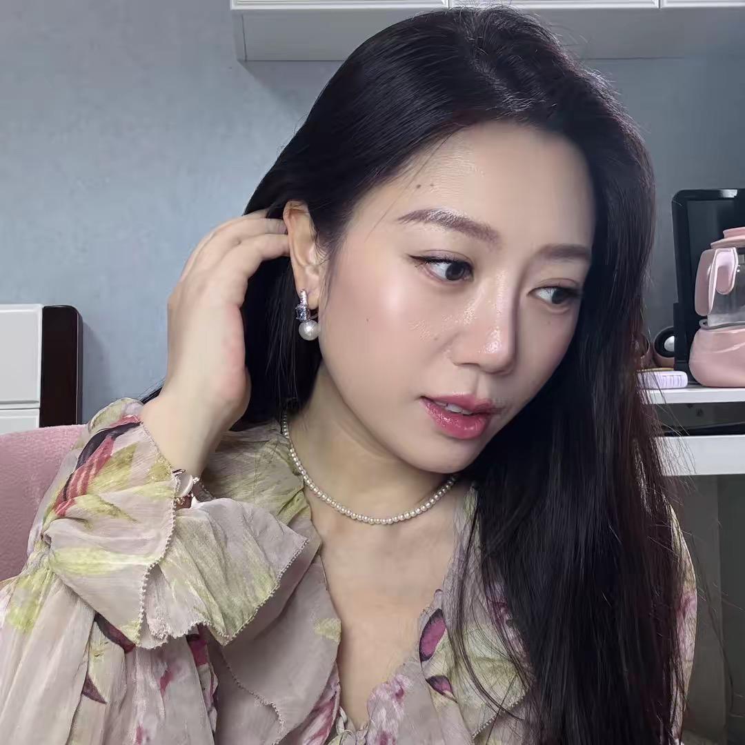 七鹿云朵儿