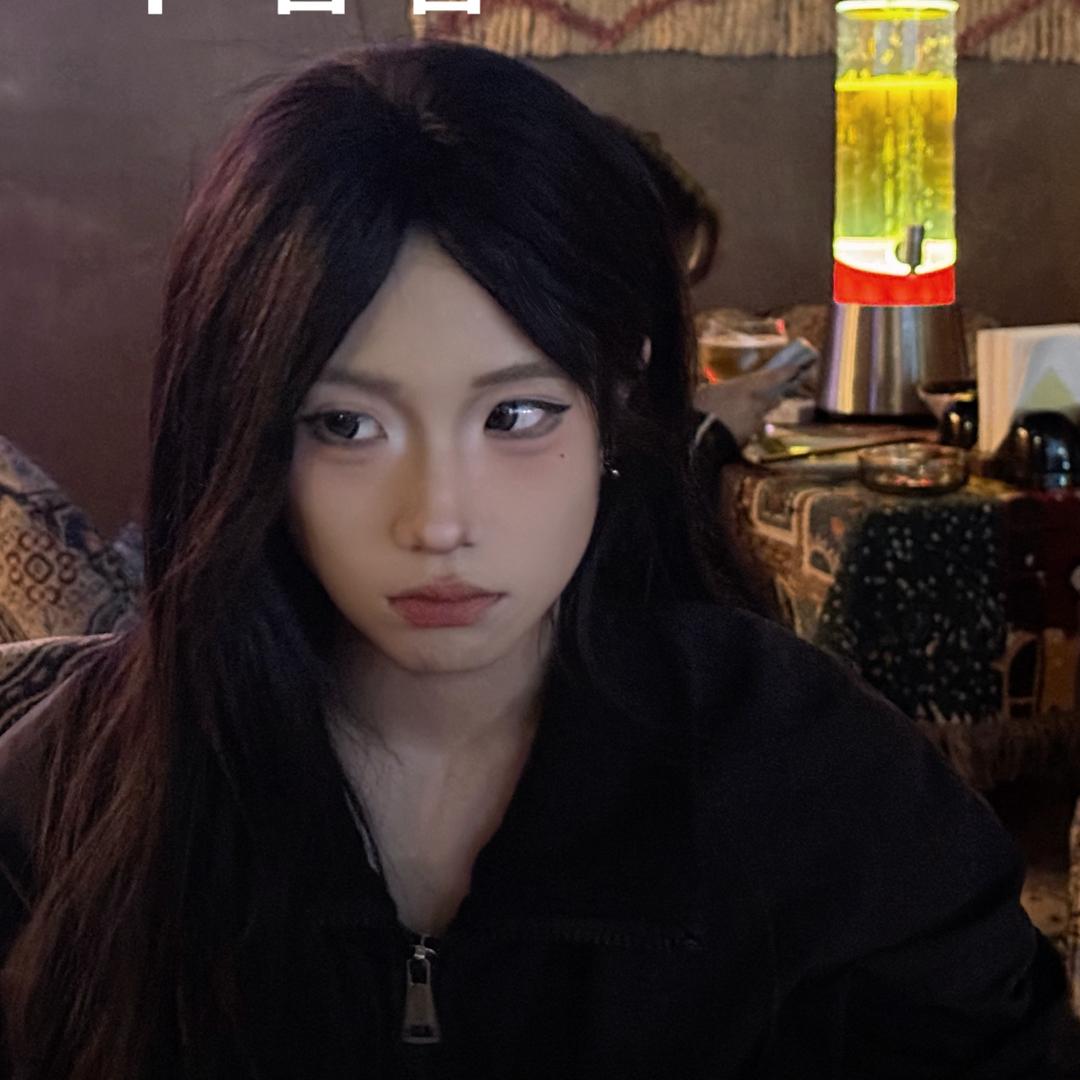 辰色酒馆女团_NoNo