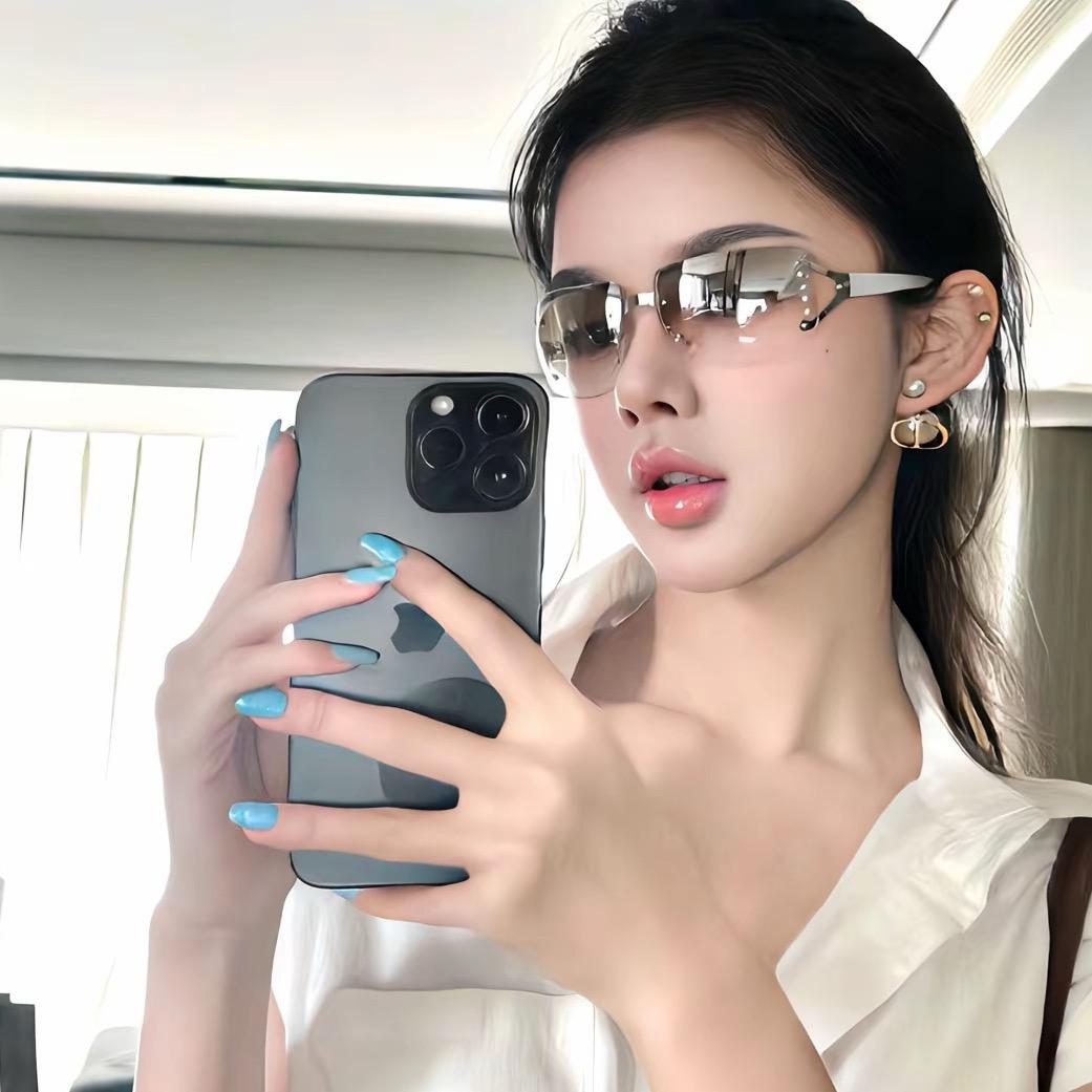 尾巴麻了_