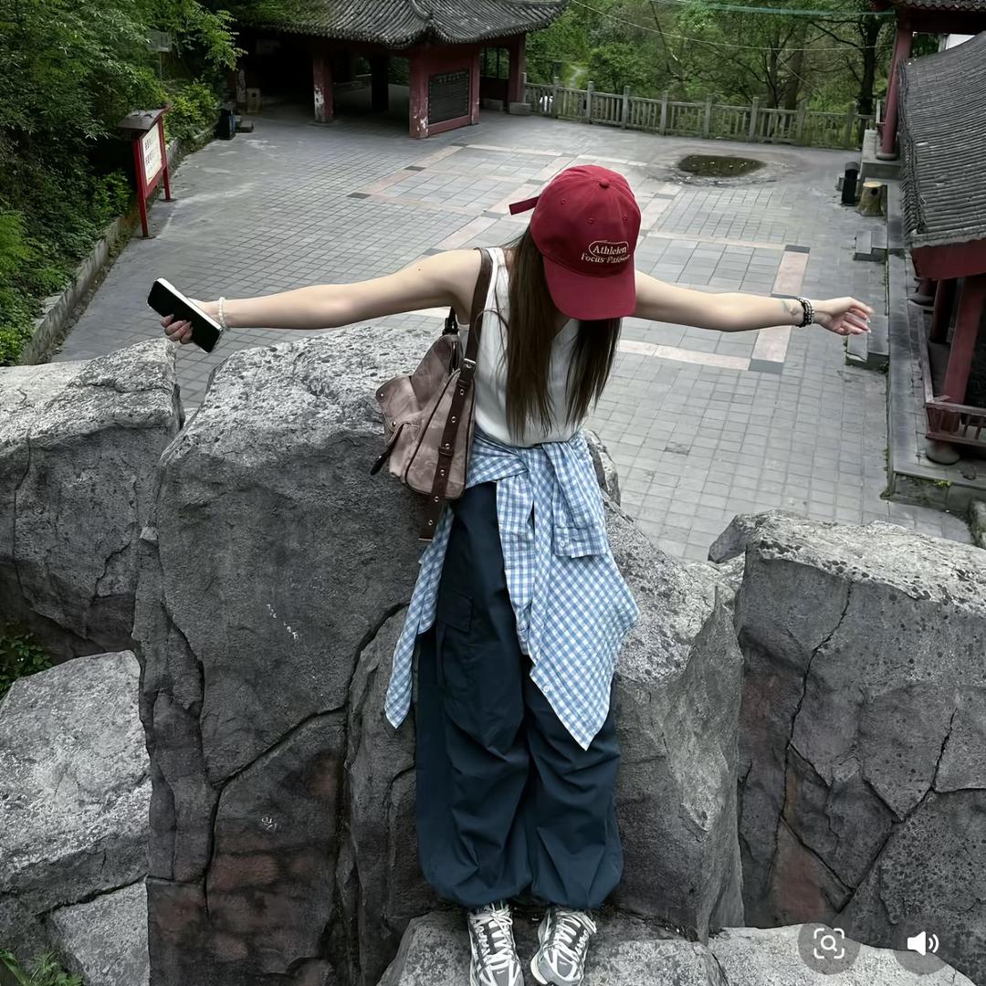 初静
