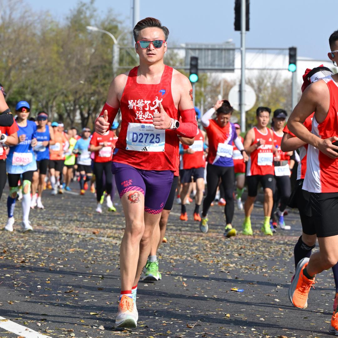 爱跑步的李发师