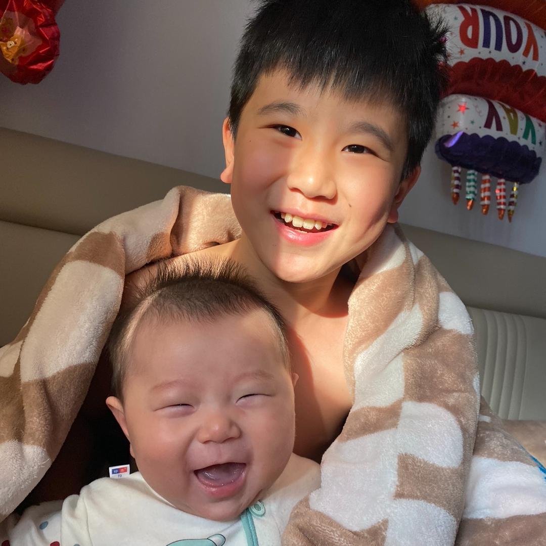 三个皮夹克
