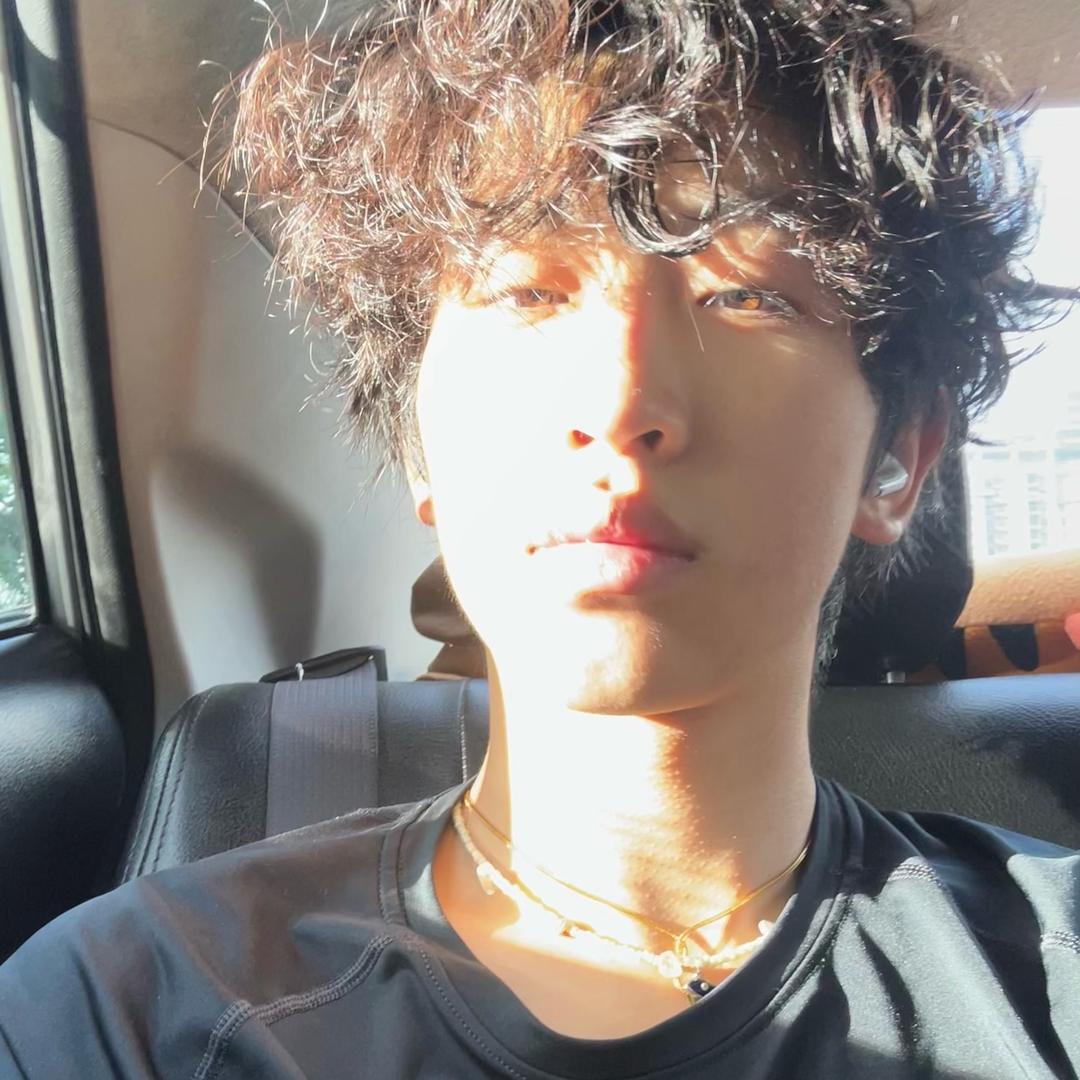 小JY
