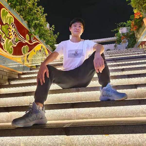 回眸一笑的洒脱