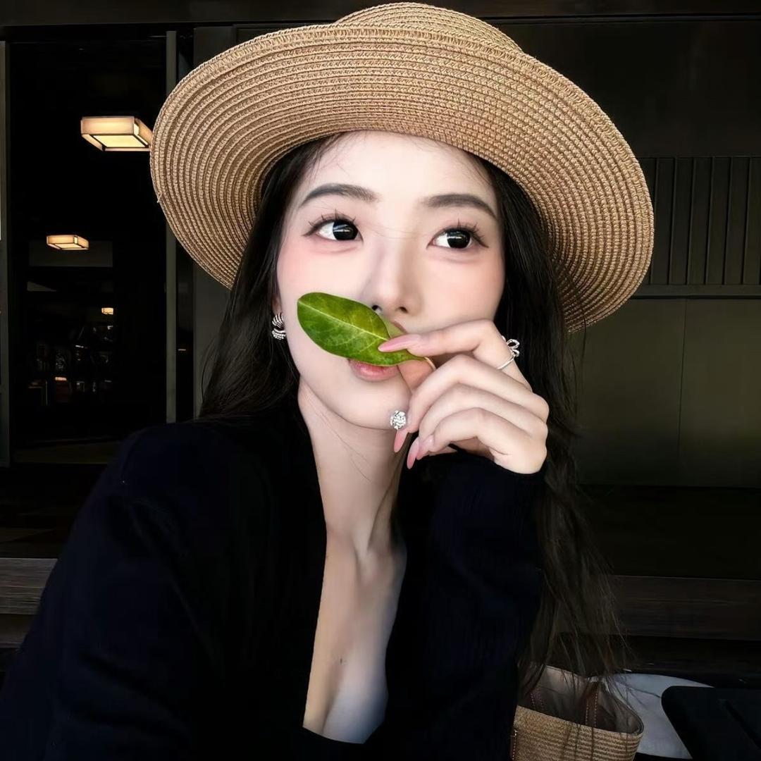 快乐幸运多财多福小美女.