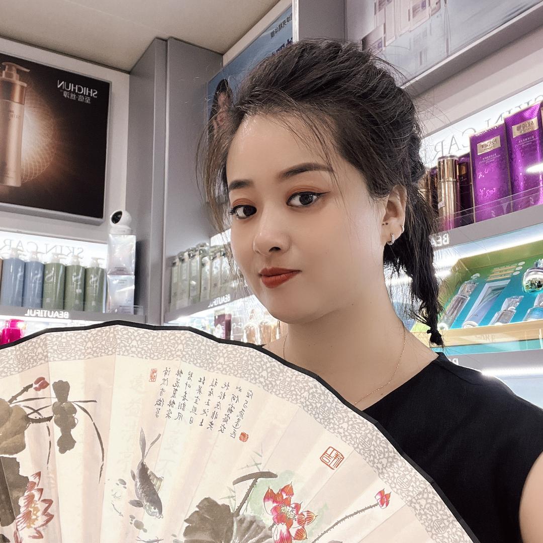 新宾百货大楼佳菊化妆品