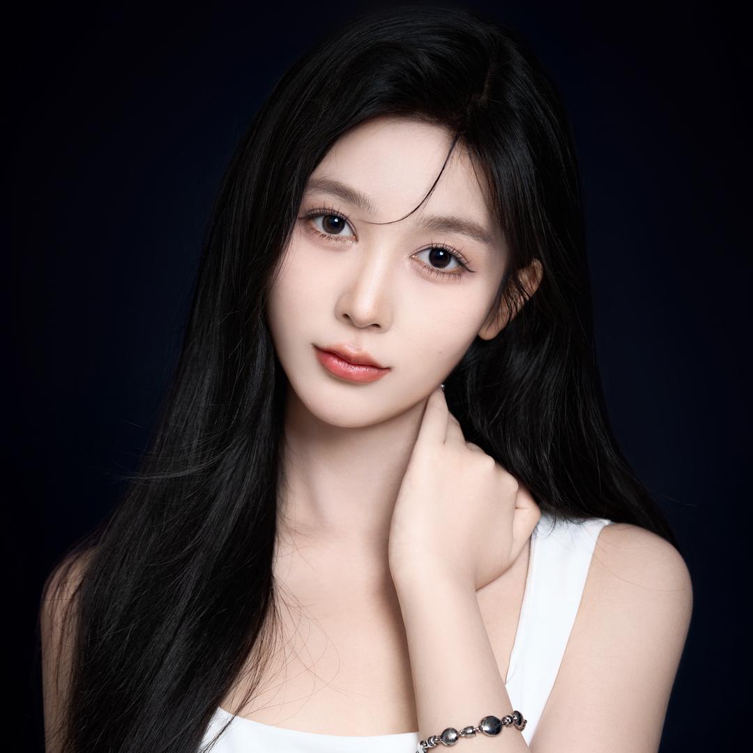 演员祝慧琳（秦月）