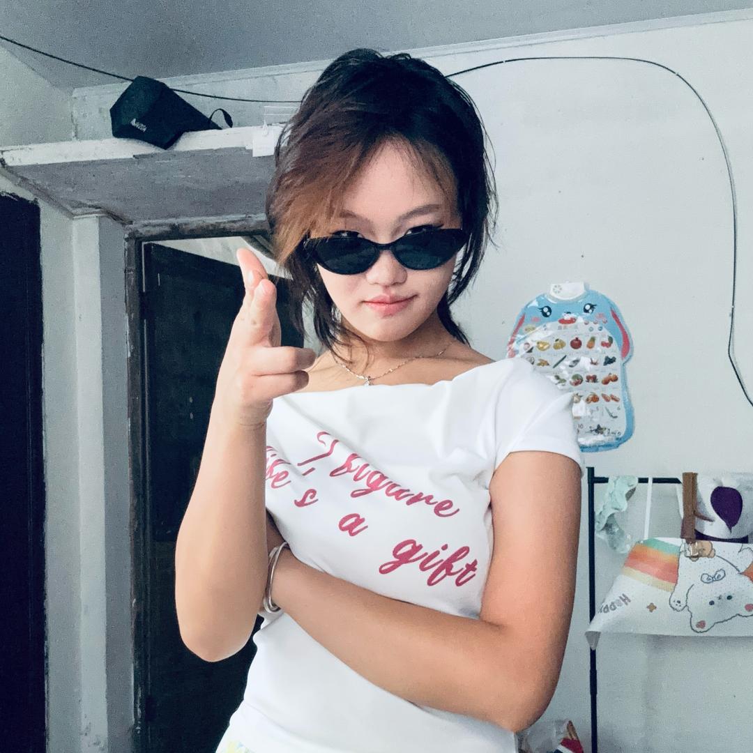 小 小张🐙*