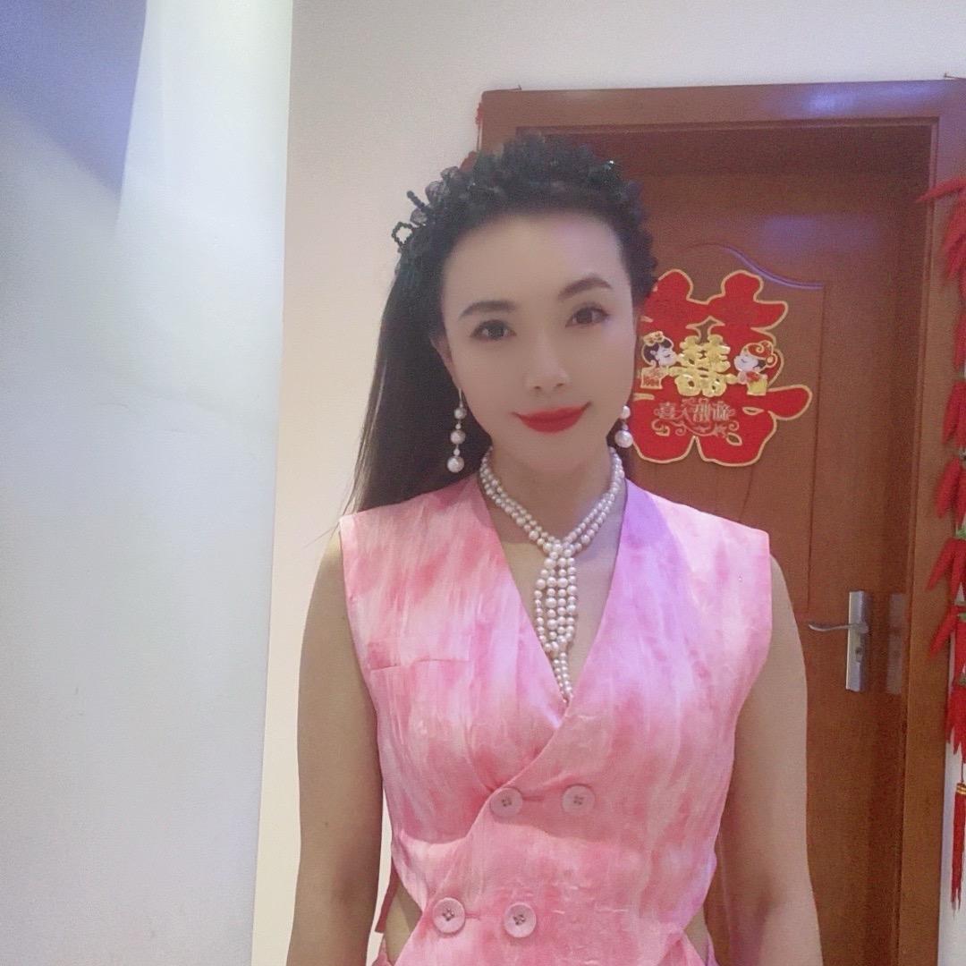 泸州丹妮调肤师-焱焱