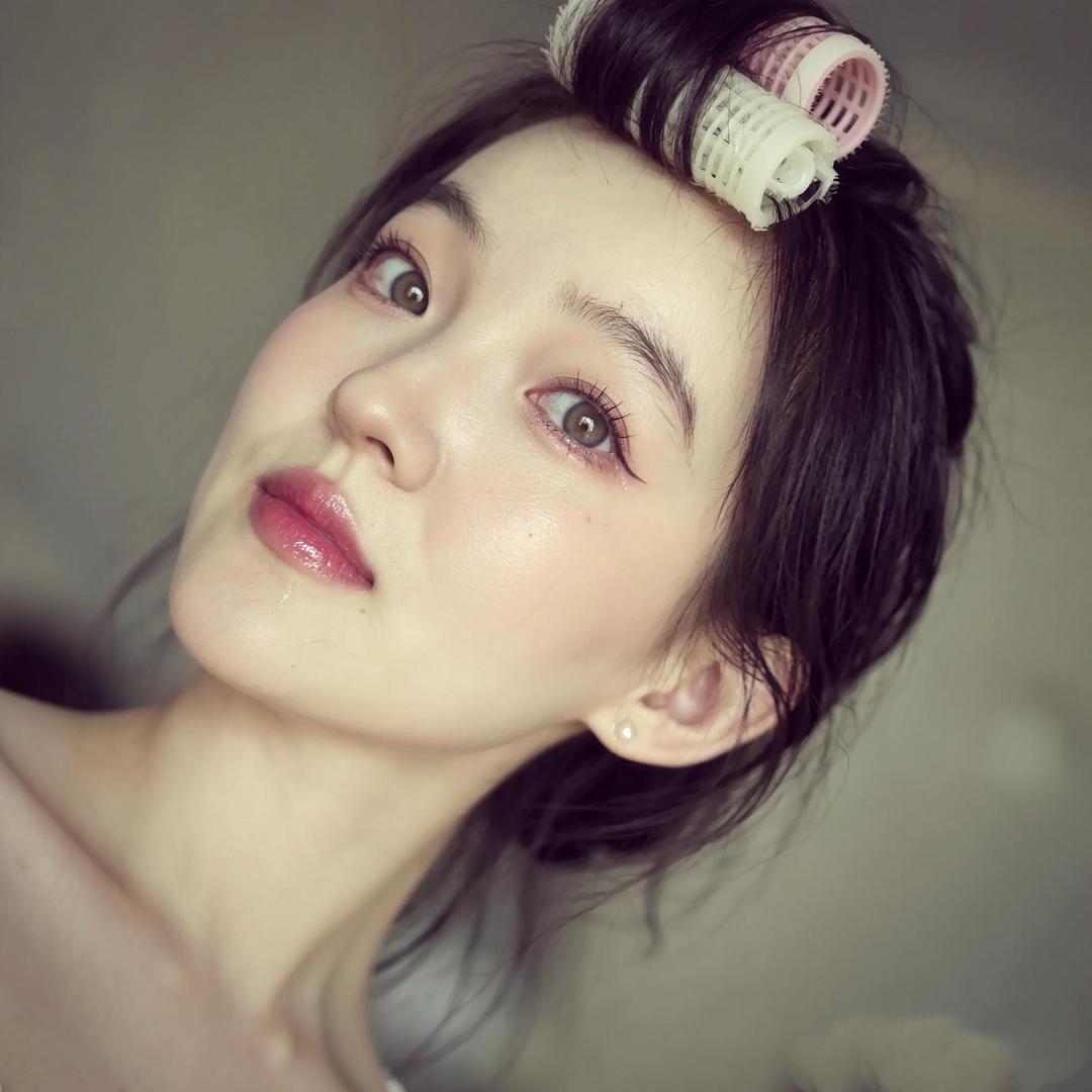 老实巴焦女士