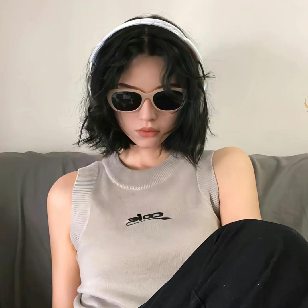 洛比.