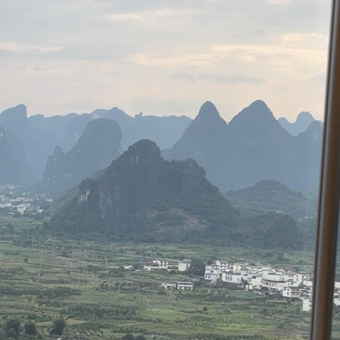 朝阳：
