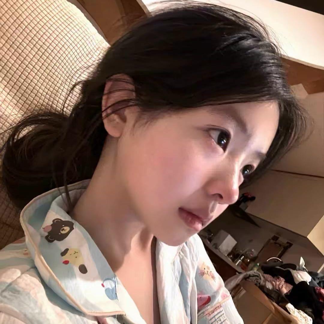 不敢表达情绪的小鬼.