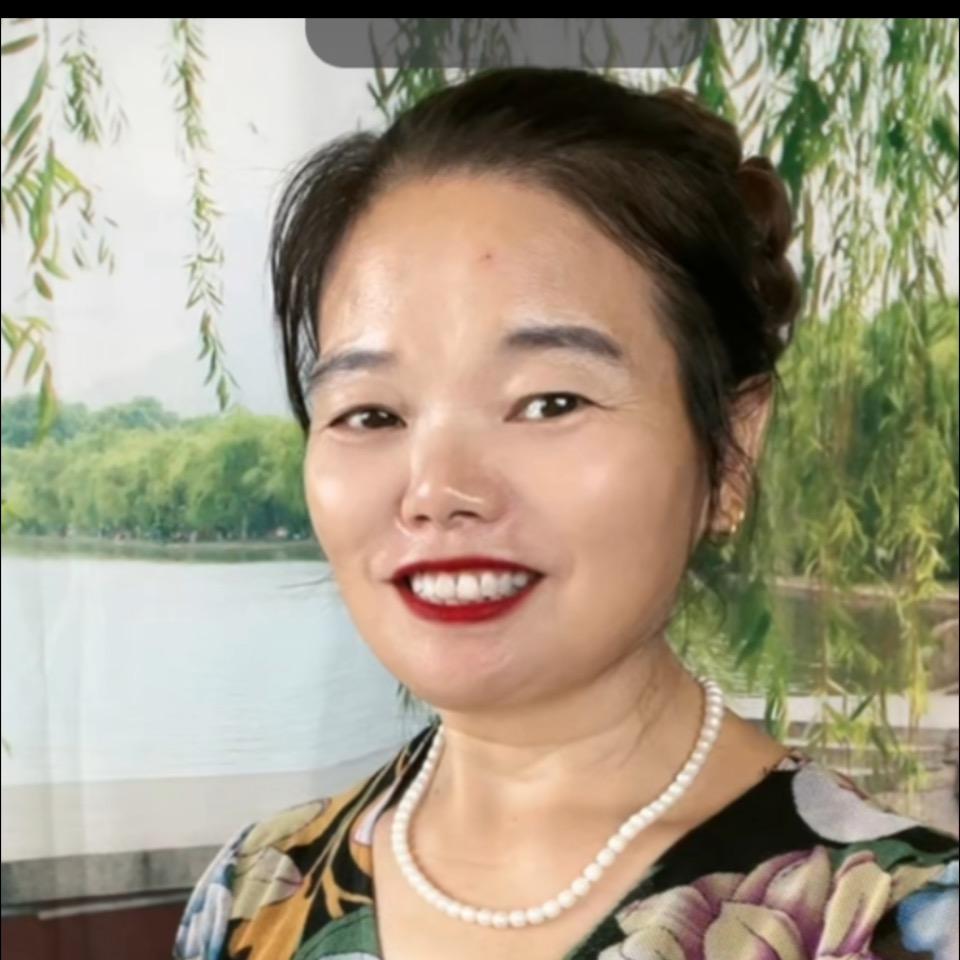二姐姐开心快乐每一天
