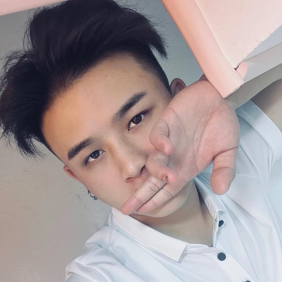 A.杨叉叉🔱