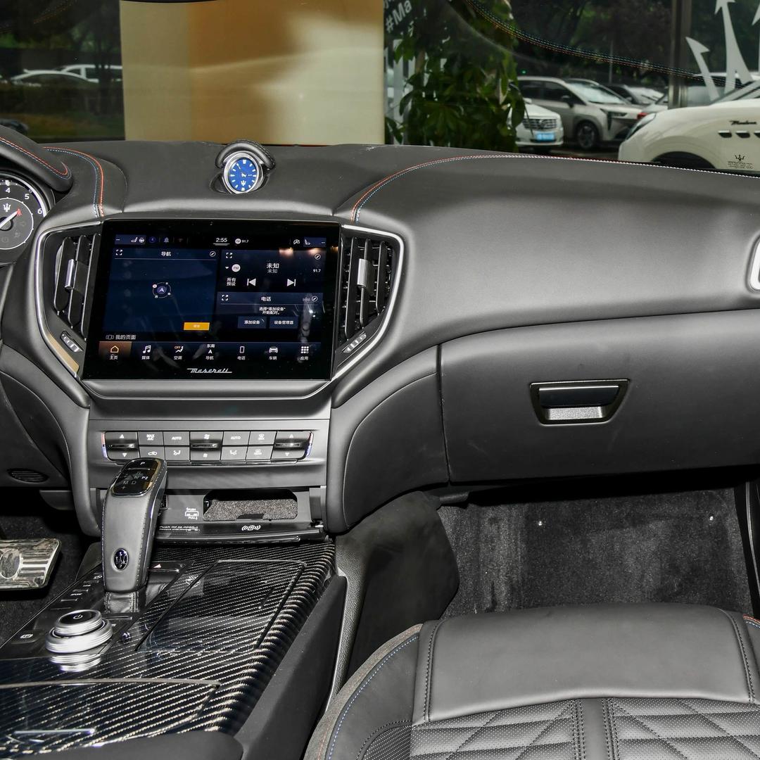 宝清精品二手汽车 小谢