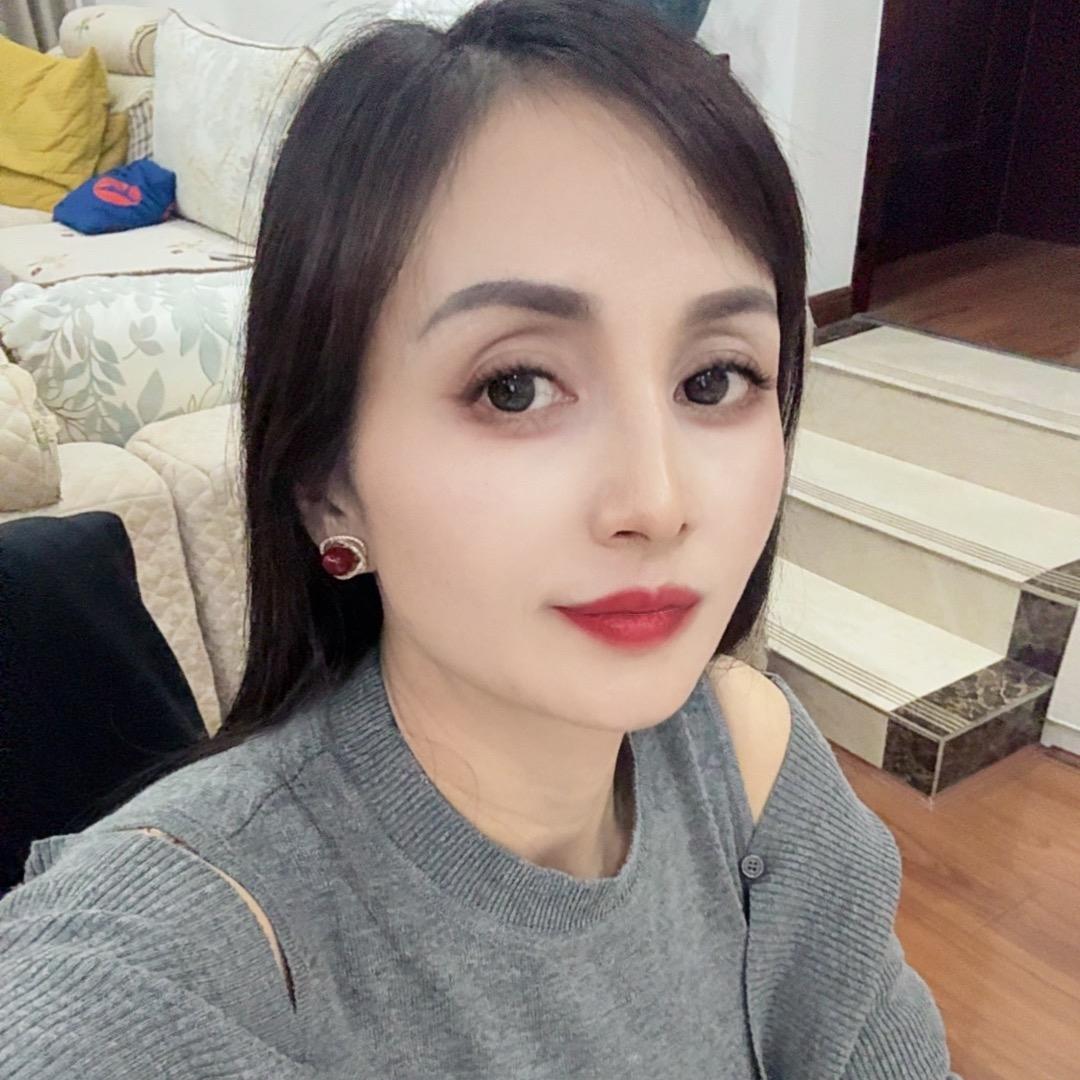 黄琼