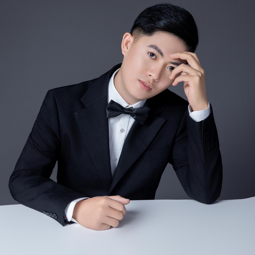 鹤岗网红菊子造型～斌子