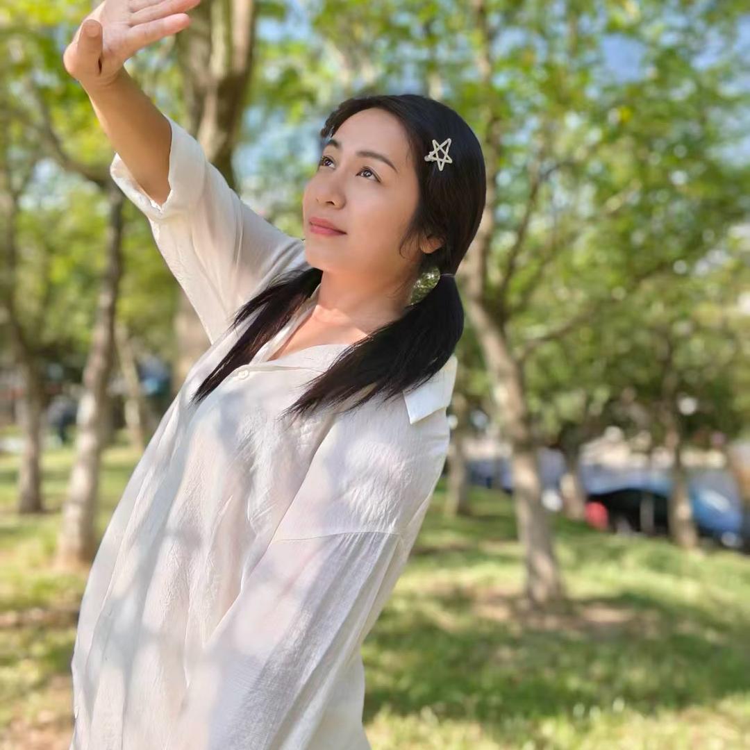 匆匆忙忙的铲屎官