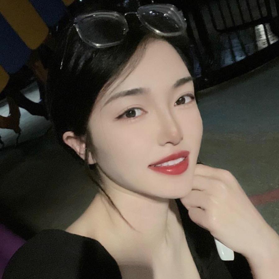 酒仓佩佩儿