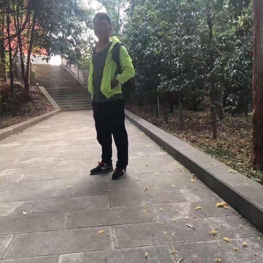 云南昆明市大熊车行