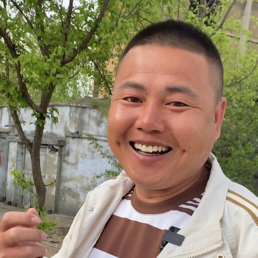草根车王大刘