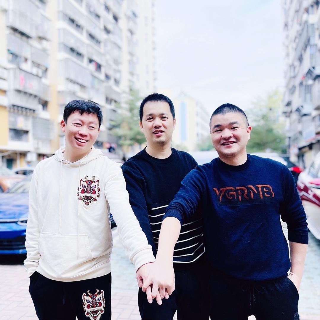三只奶爸（老二）