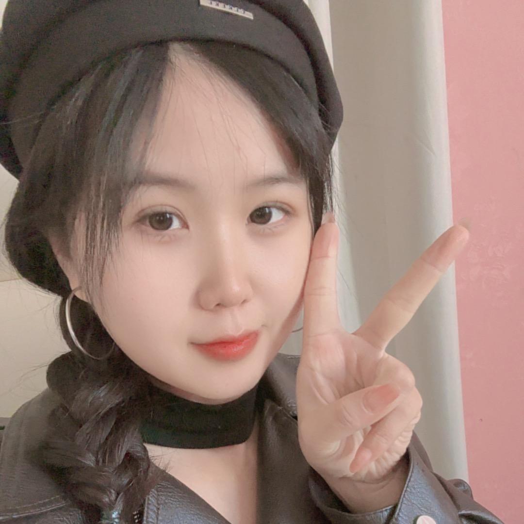 👑小胖妹